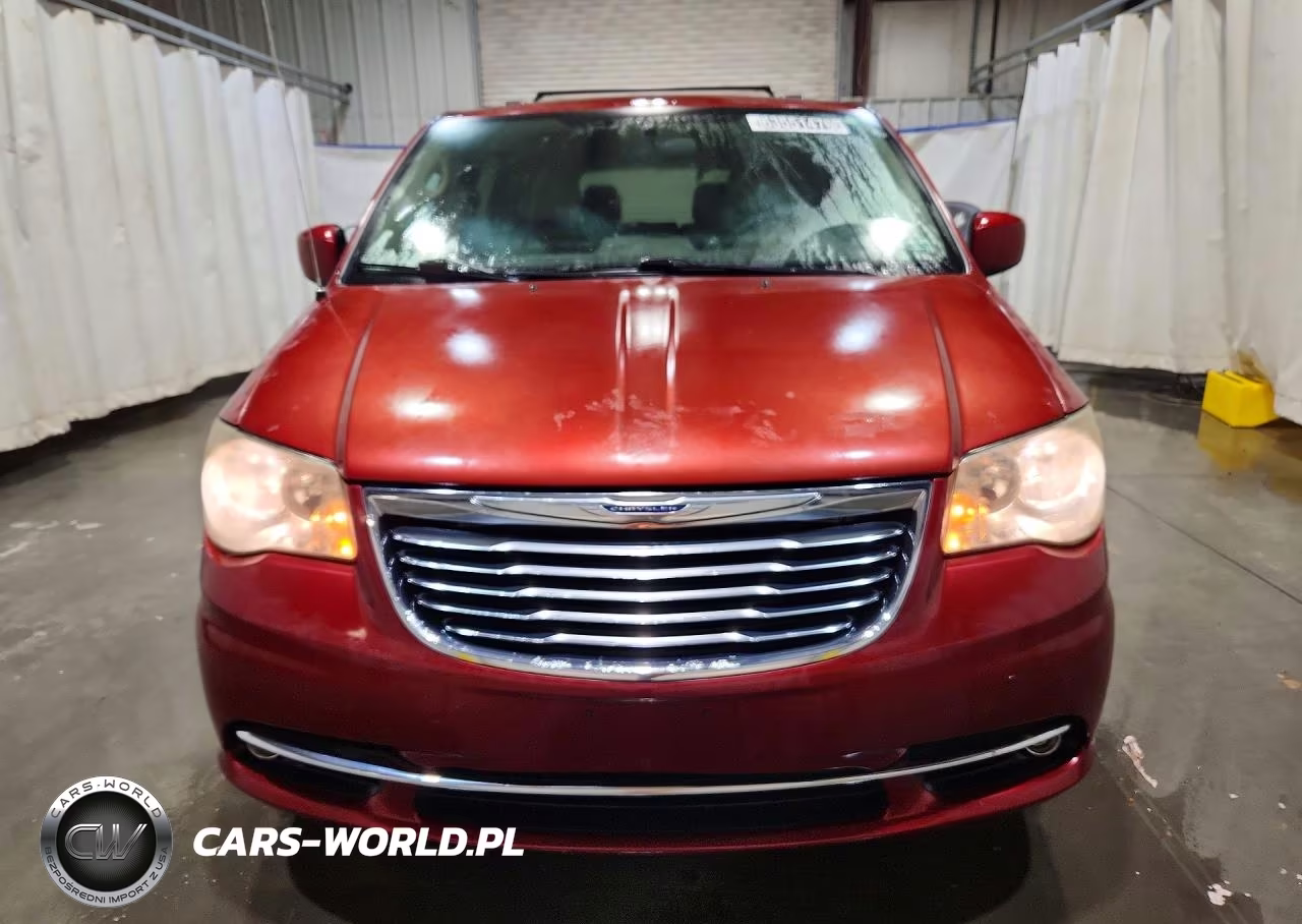2011 Chrysler Town & Country Touring VIN:2A4RR5DG1BR638648 - 5
