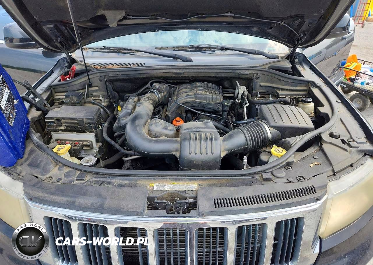 2011 Jeep Grand Cherokee Laredo VIN:1J4RR4GG2BC612011 - 12