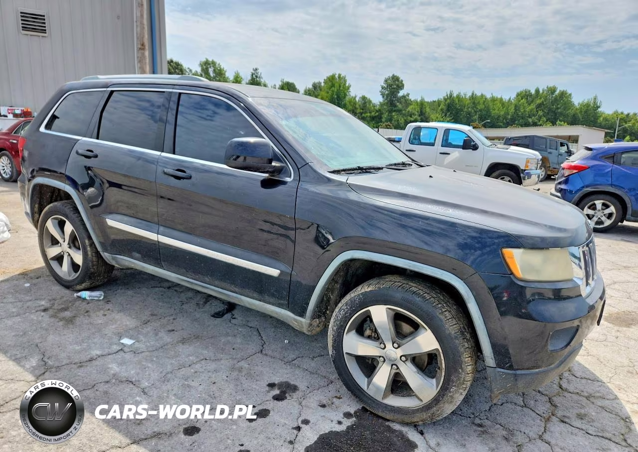 2011 Jeep Grand Cherokee Laredo VIN:1J4RR4GG2BC612011 - 4