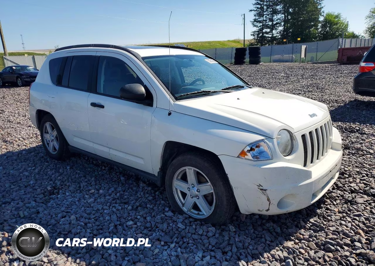 2007 Jeep Compass VIN:1J8FF47W87D204003 - 4
