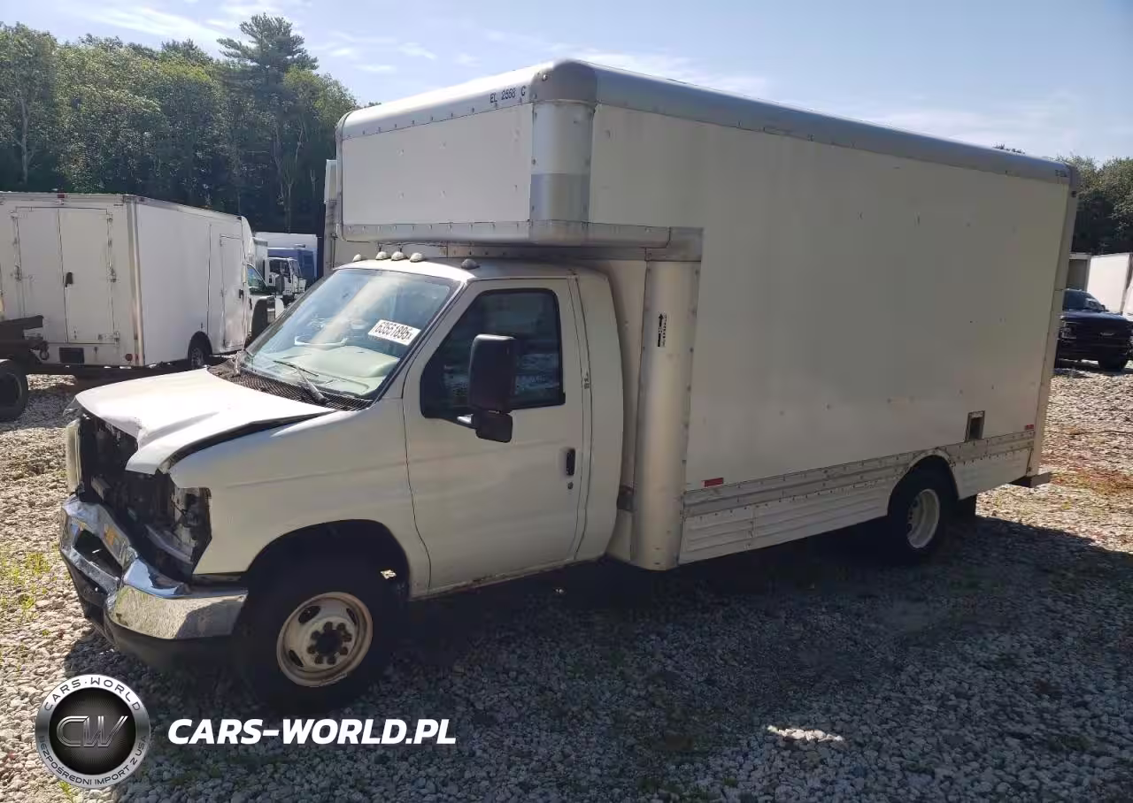 2009 Ford Econoline E450 Super Duty Cutaway Van – zdjęcie 1 z 13