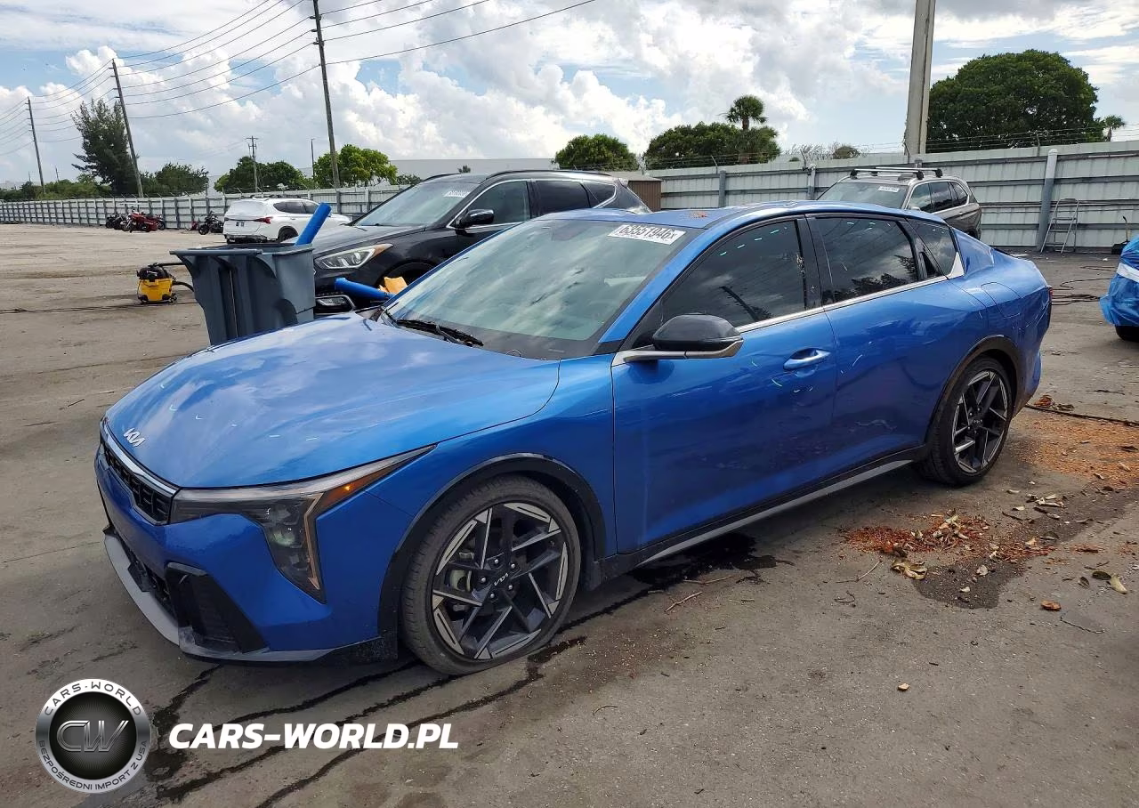 2025 Kia K4 Gt Line VIN:3KPFW4DE3SE128233 - 1