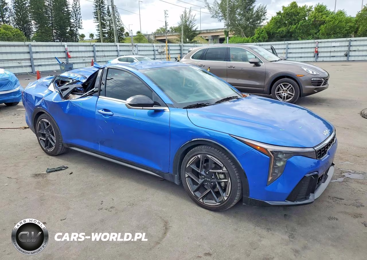 2025 Kia K4 Gt Line VIN:3KPFW4DE3SE128233 - 4
