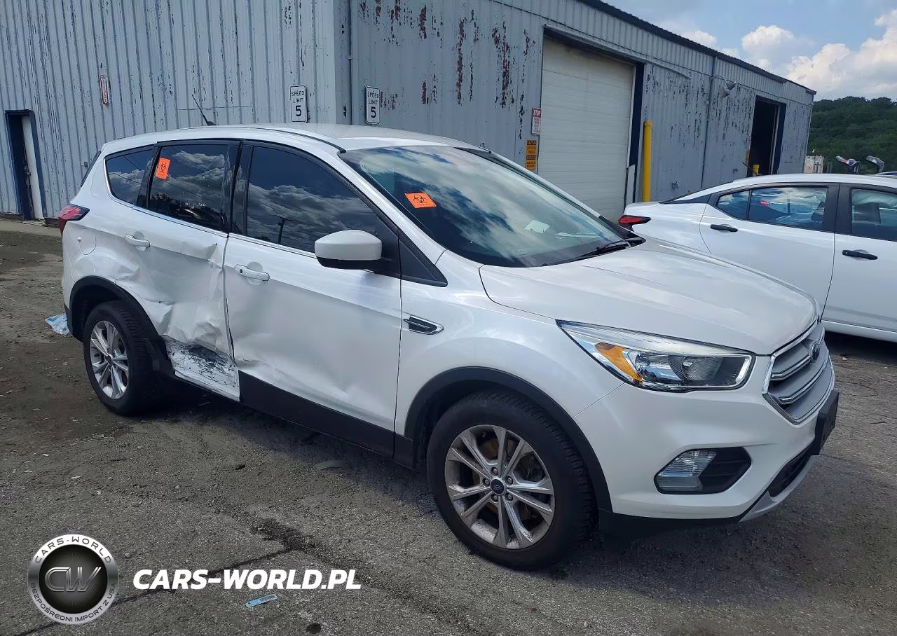 2019 Ford Escape Se VIN:1FMCU9GD8KUB93052 - 4