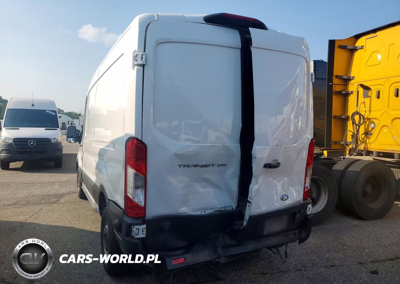 2020 Ford Transit 250 Delivery Van VIN:1FTBR1C87LKB45082 - 2