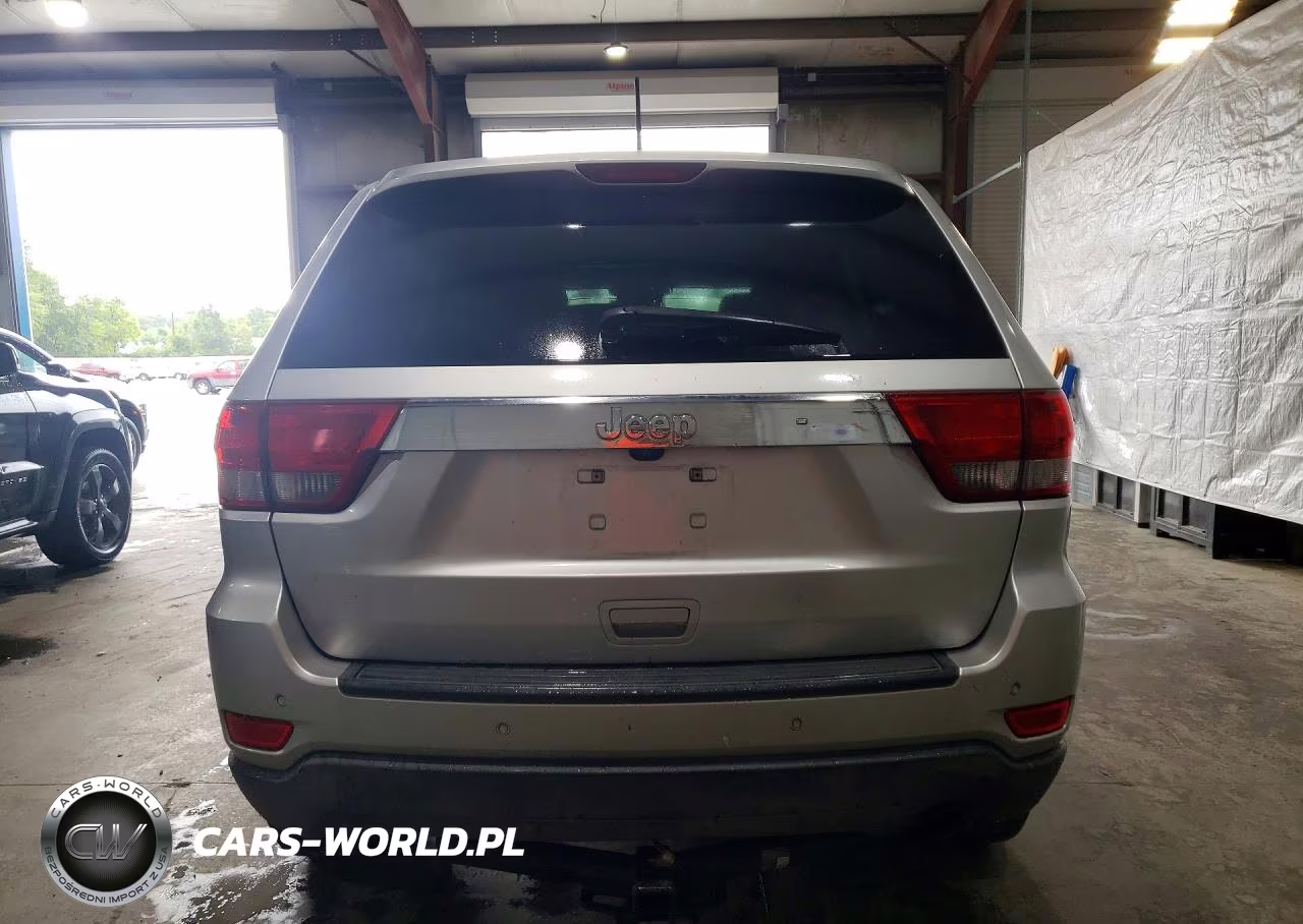 2011 Jeep Grand Cherokee Laredo VIN:1J4RR4GG2BC543157 - 6
