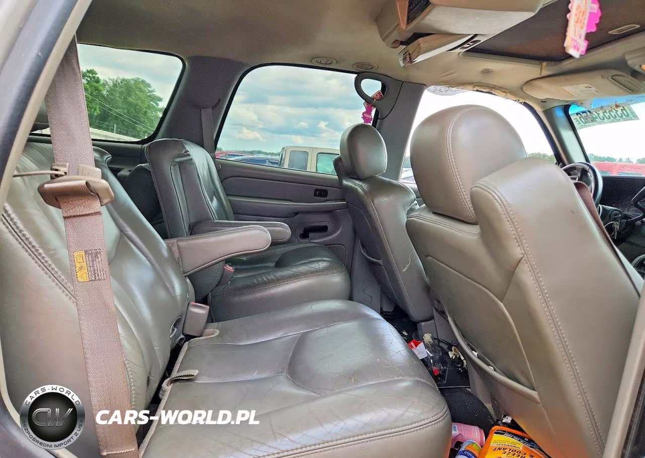 2004 Chevrolet Tahoe VIN:1GNEK13T44R220147 - 11
