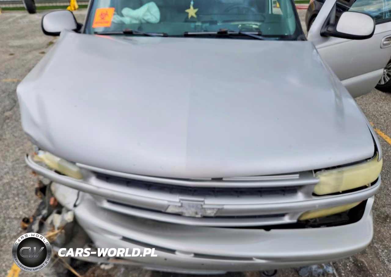 2004 Chevrolet Tahoe VIN:1GNEK13T44R220147 - 12