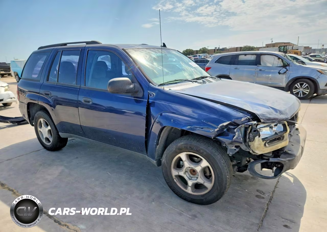 2007 Chevrolet Trailblazer Ls VIN:1GNDS13S172303227 - 4