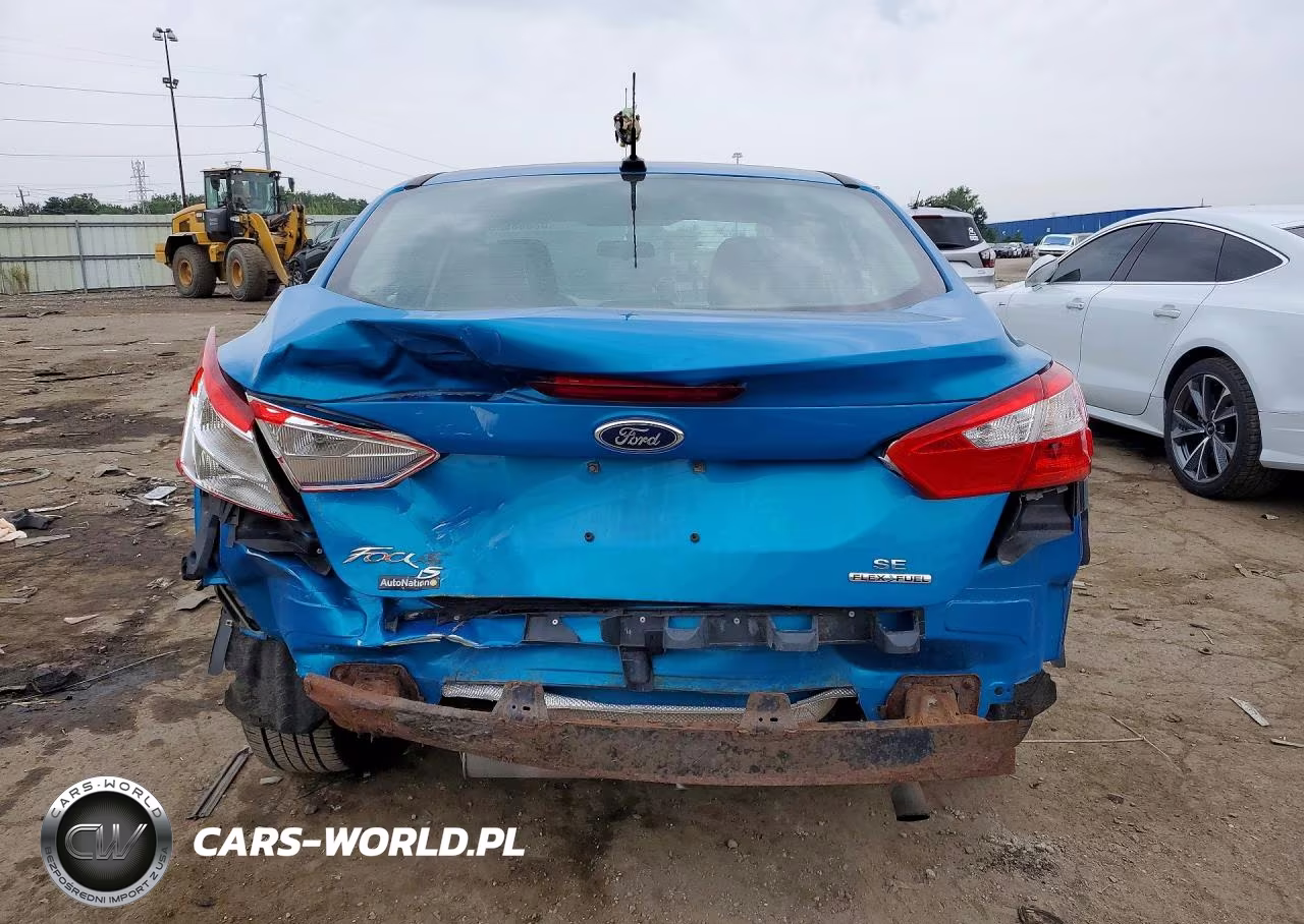 2014 Ford Focus Se VIN:1FADP3F29EL224385 - 6
