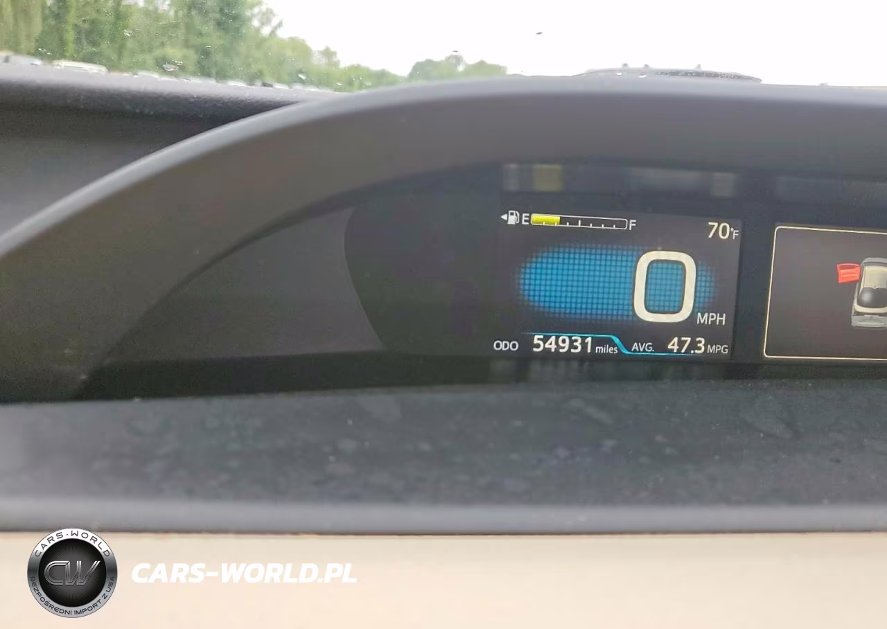 2019 Toyota Prius Le Awd-E VIN:JTDL9RFU4K3006791 - 9