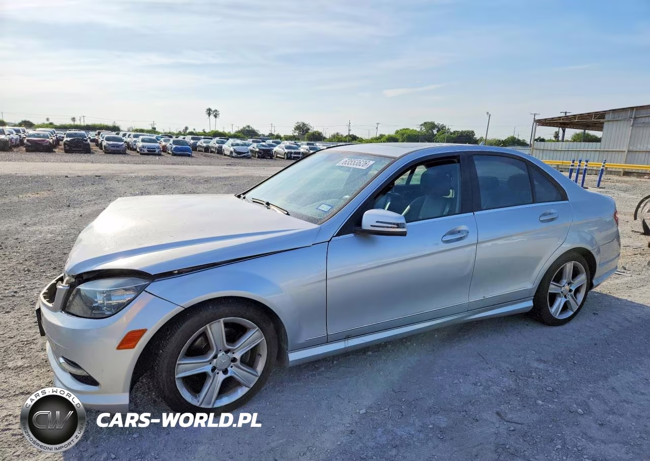 2011 Mercedes-Benz C 300