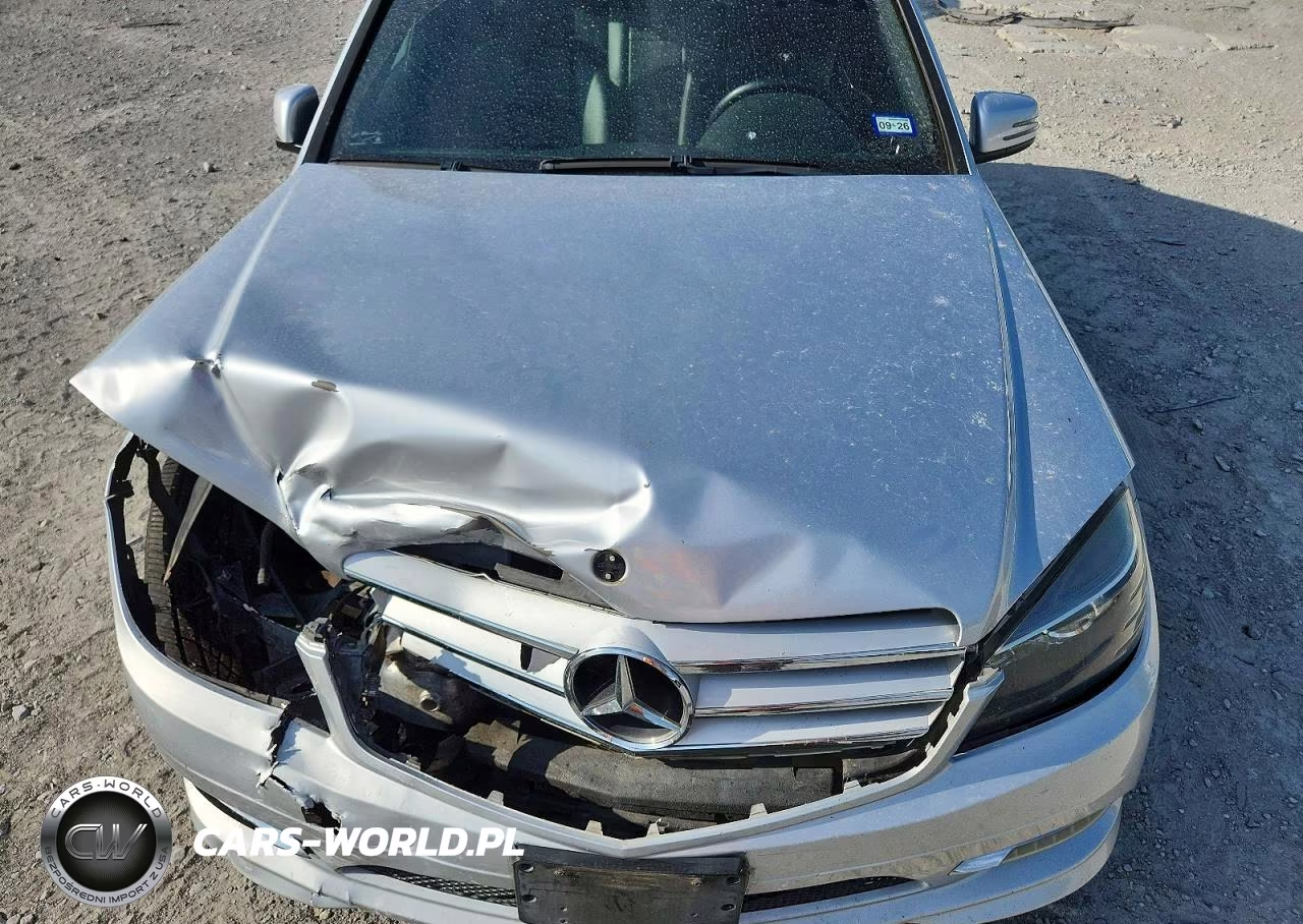 2011 Mercedes-Benz C 300 VIN:WDDGF5EB4BA507779 - 11