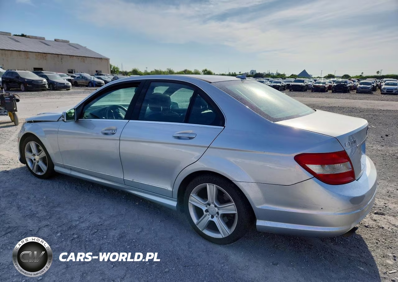 2011 Mercedes-Benz C 300 VIN:WDDGF5EB4BA507779 - 2
