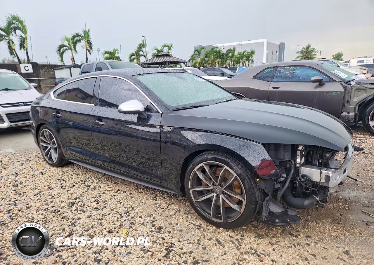 2018 Audi S5 Premium Plus VIN:WAUB4CF52JA096207 - 4