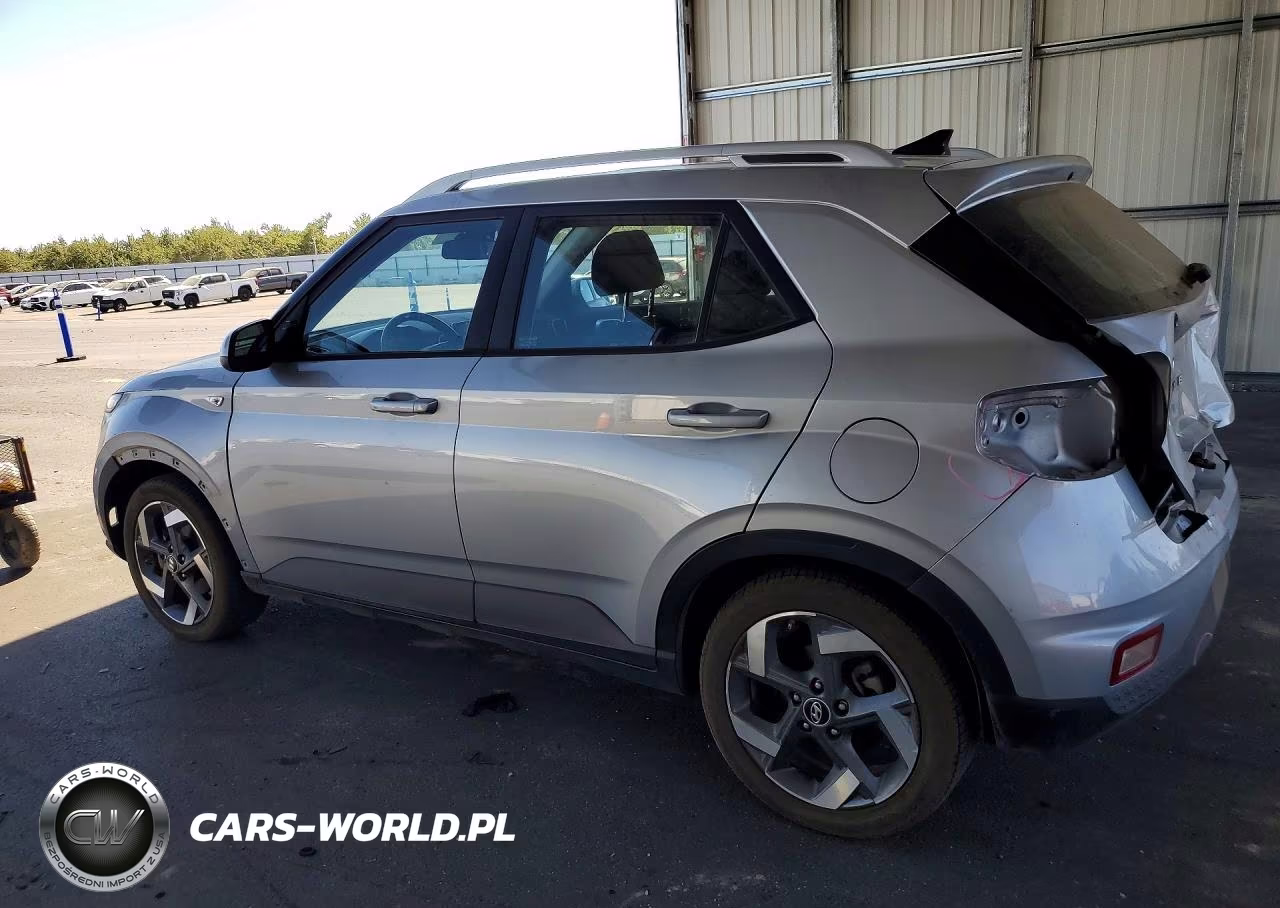 2022 Hyundai Venue Sel VIN:KMHRC8A38NU200593 - 2