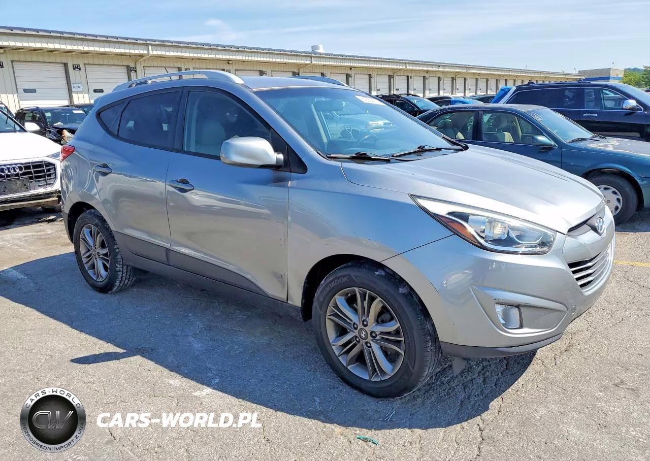2014 Hyundai Tucson Se VIN:KM8JU3AG9EU821793 - 4