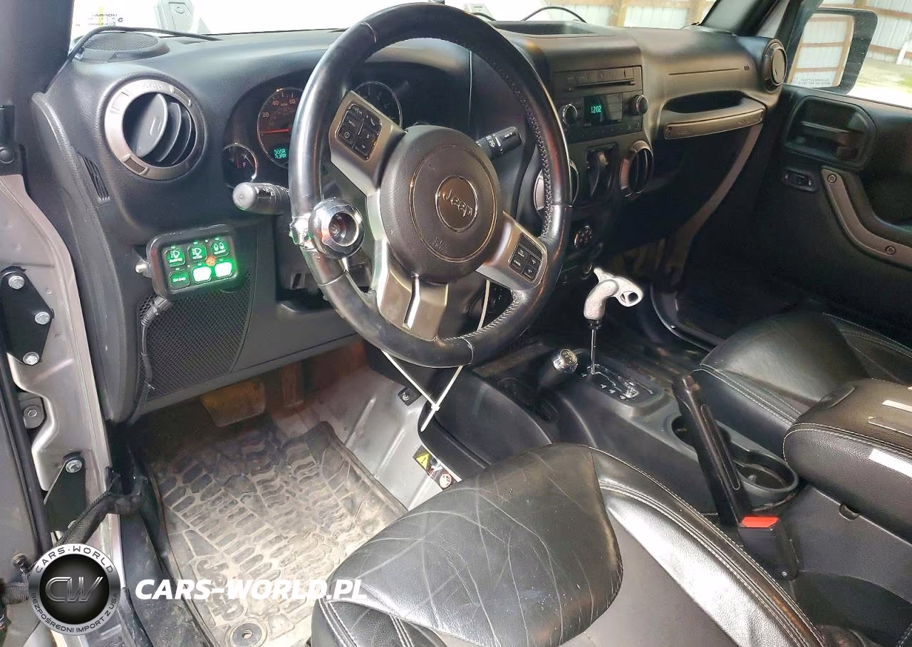 2018 Jeep Wrangler Sport VIN:1C4AJWAG2JL859395 - 8