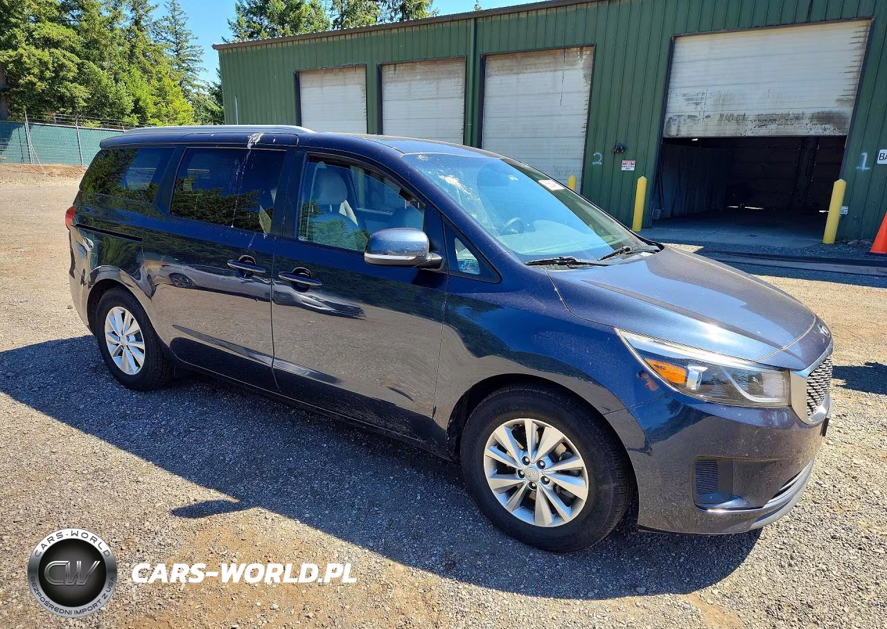 2015 Kia Sedona Lx VIN:KNDMB5C1XF6064338 - 4