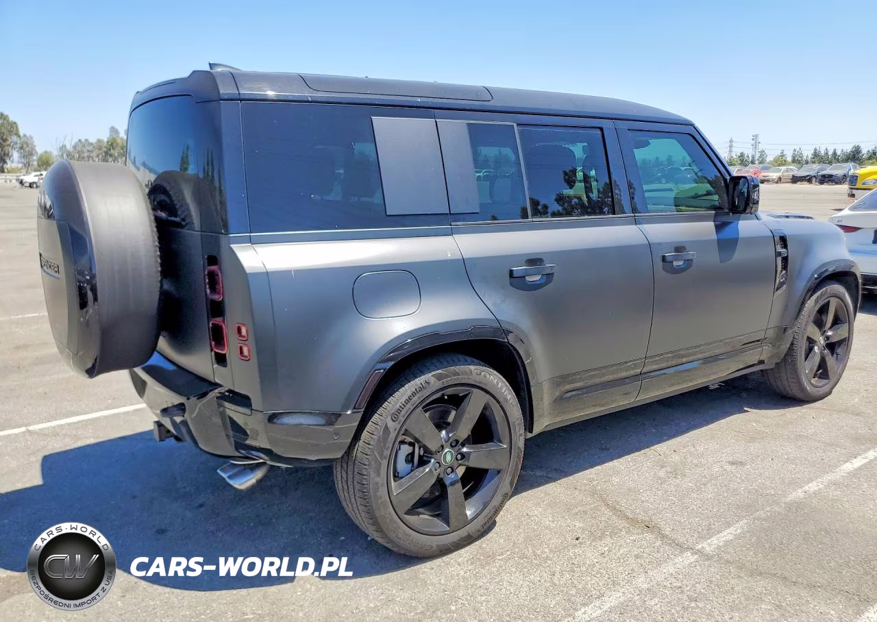 2025 Land Rover Defender 110 X-Dynamic Se VIN:SALE2EFE2S2369233 - 3