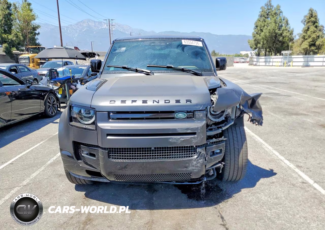 2025 Land Rover Defender 110 X-Dynamic Se VIN:SALE2EFE2S2369233 - 5
