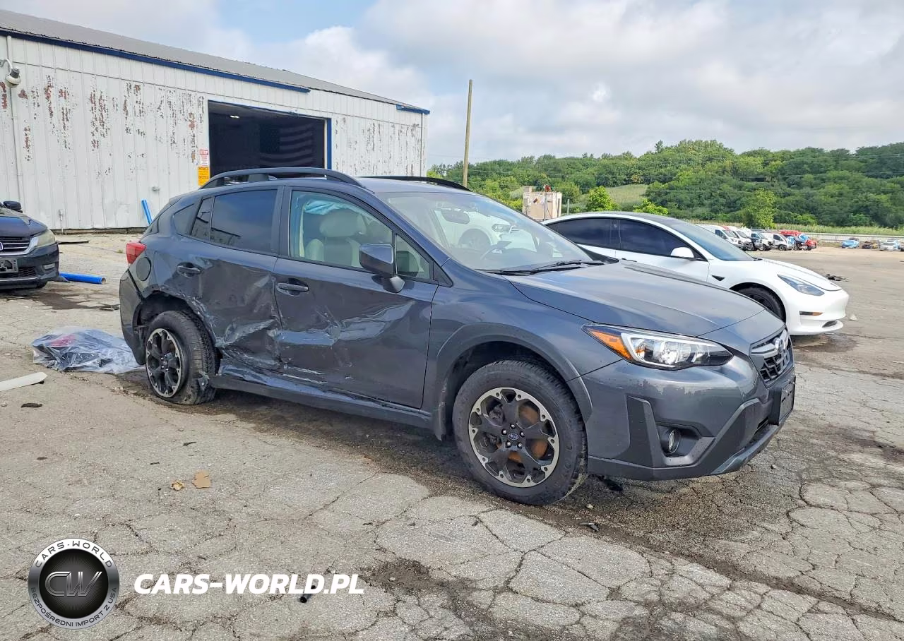 2023 Subaru Crosstrek Premium VIN:JF2GTAPC3P8201741 - 4