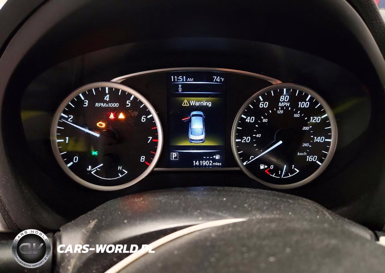 2018 Nissan Sentra S VIN:3N1AB7AP5JY347059 - 9
