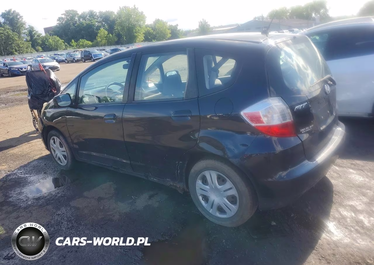 2011 Honda Fit VIN:JHMGE8G32BS007729 - 2