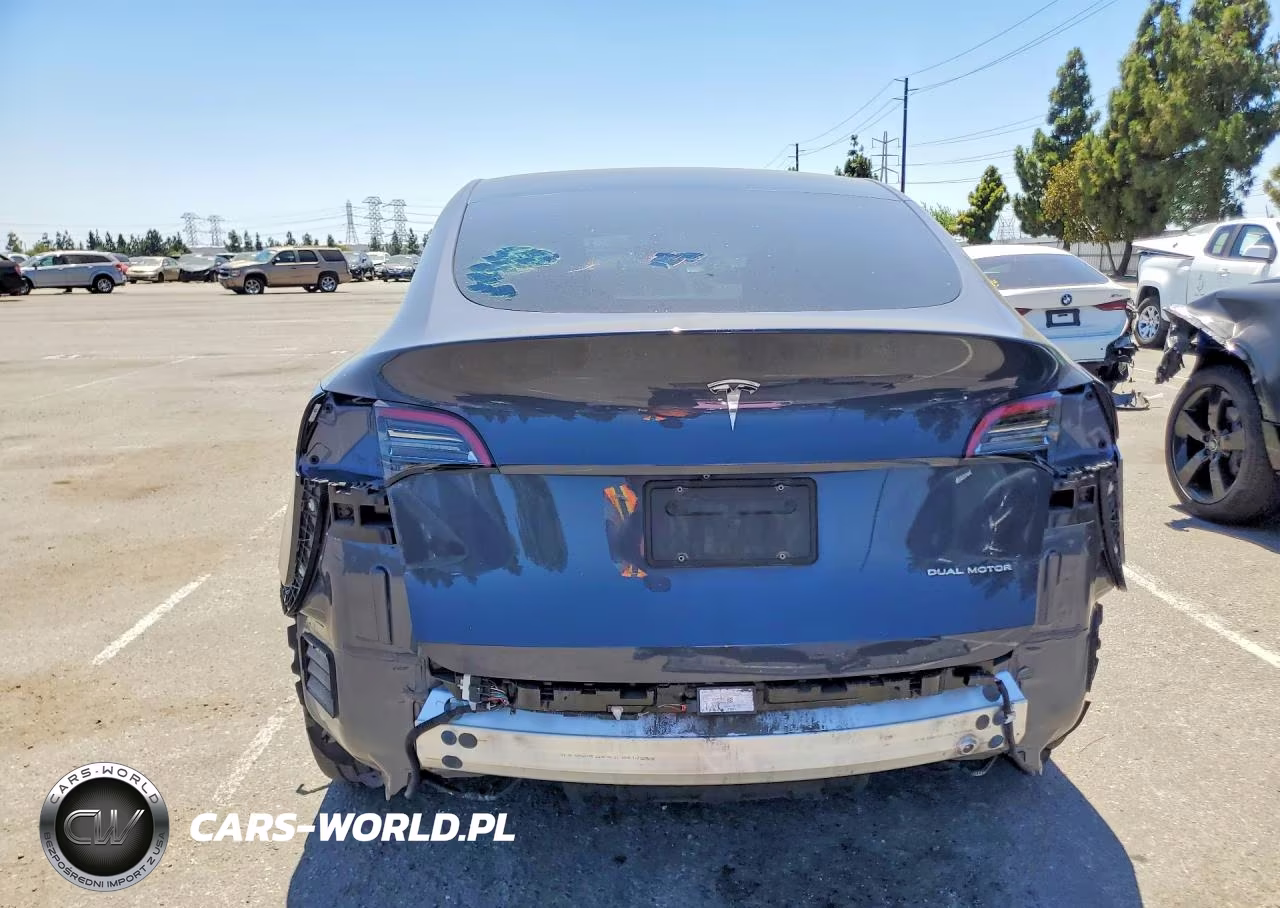 2021 Tesla Model Y VIN:5YJYGDEE9MF296752 - 6