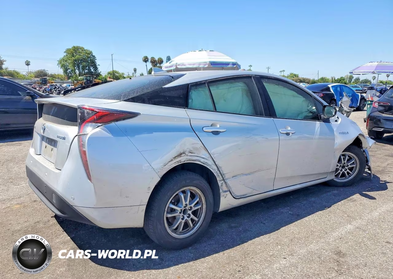 2018 Toyota Prius Two VIN:JTDKBRFU9J3074017 - 3