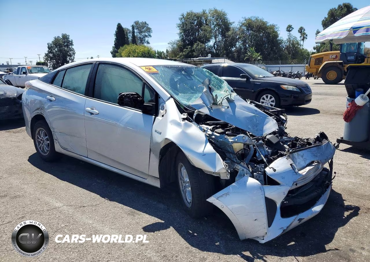 2018 Toyota Prius Two VIN:JTDKBRFU9J3074017 - 4