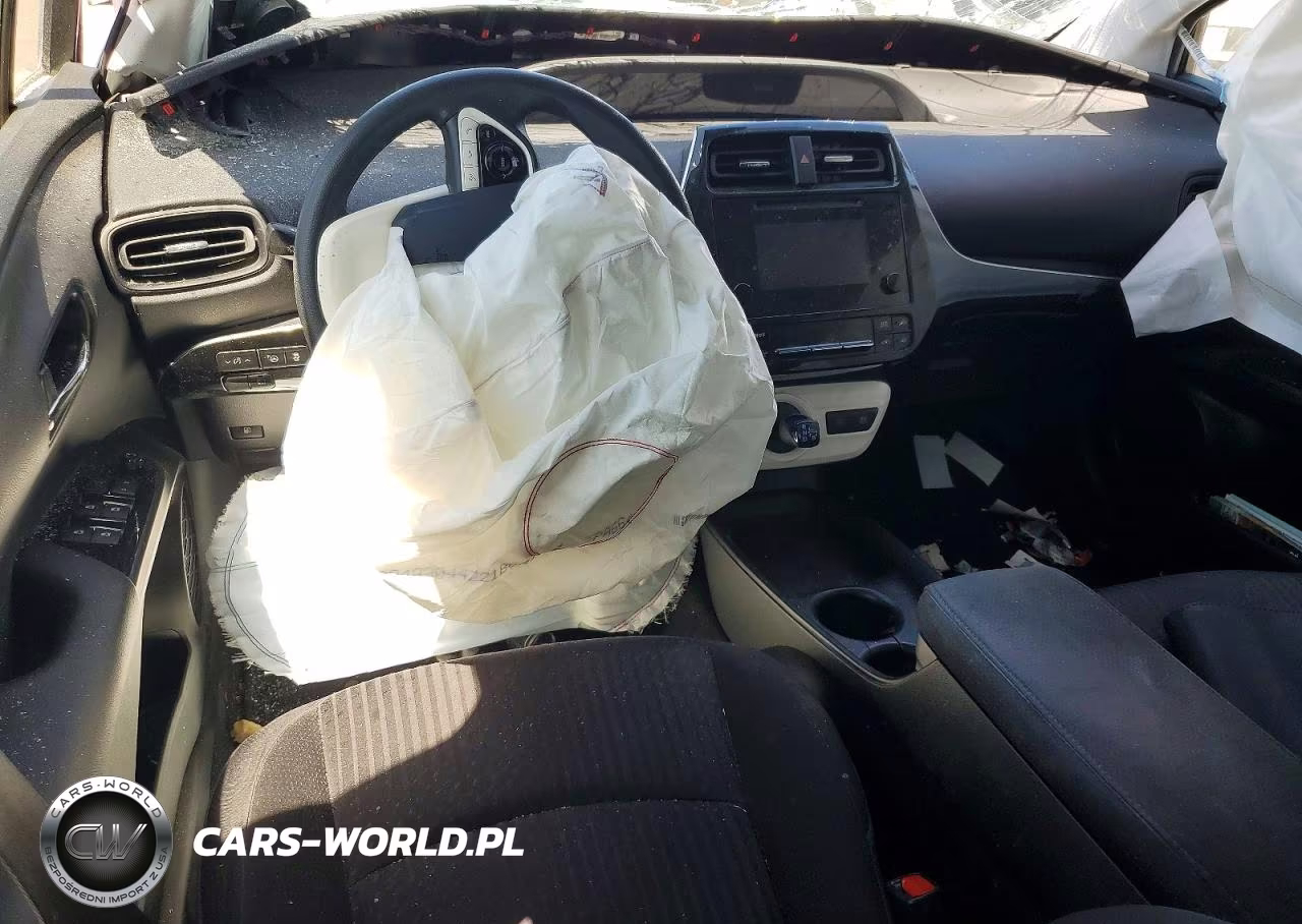 2018 Toyota Prius Two VIN:JTDKBRFU9J3074017 - 8