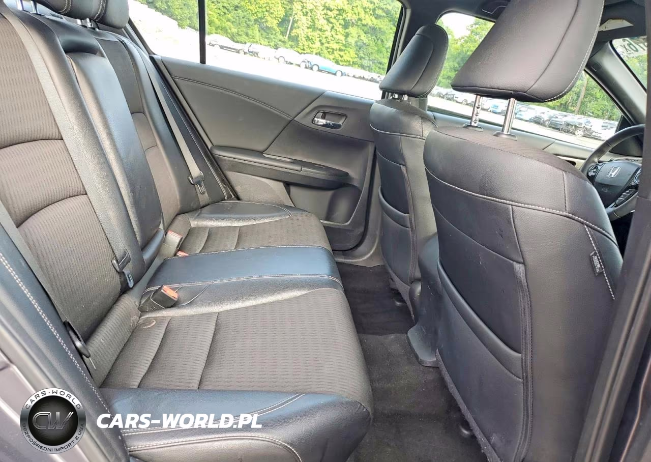 2017 Honda Accord Sport VIN:1HGCR2F65HA010282 - 10