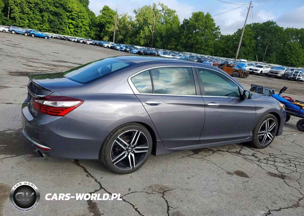 2017 Honda Accord Sport VIN:1HGCR2F65HA010282 - 3