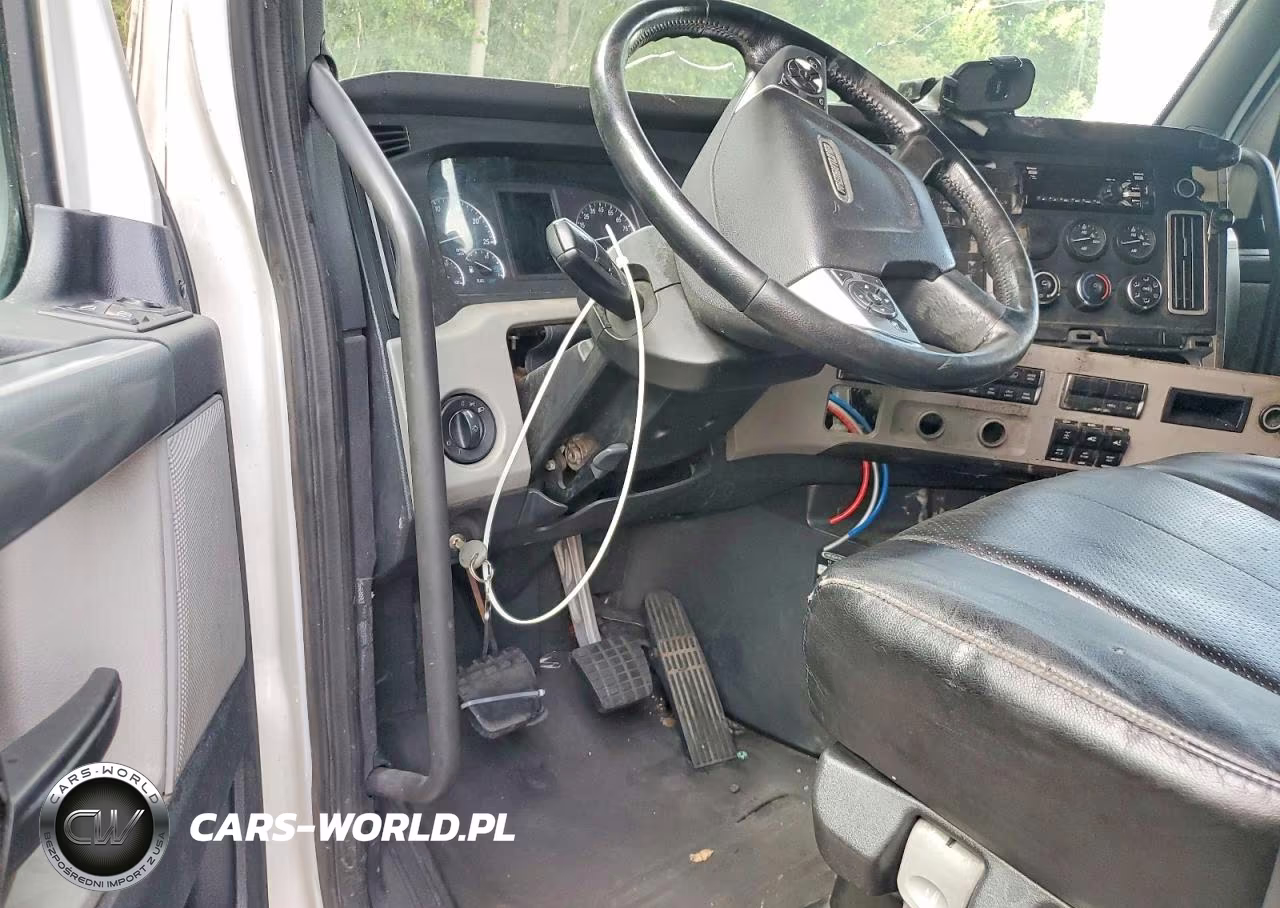 2018 Freightliner Cascadia 126 VIN:3AKJHHDR1JSJZ5673 - 8