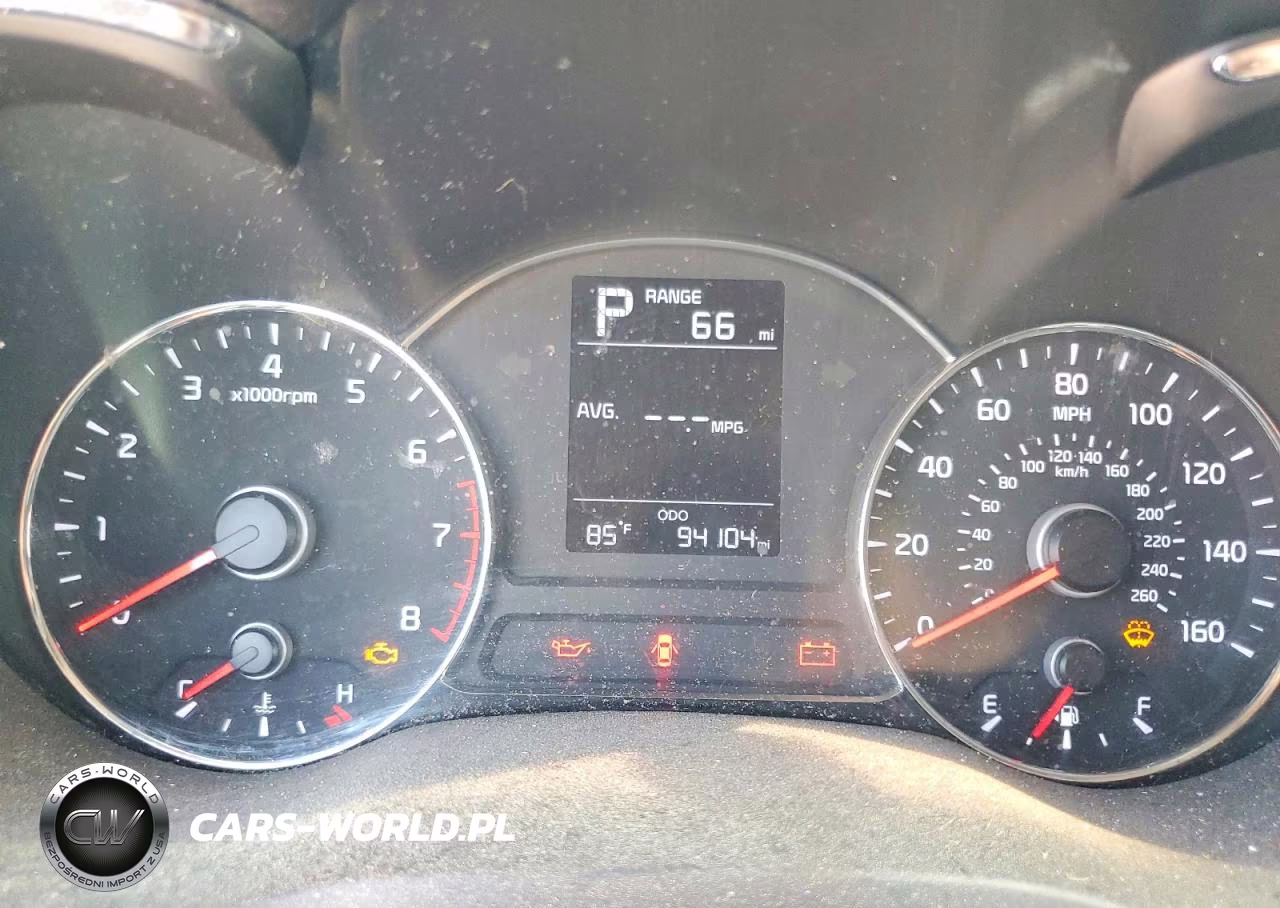 2017 Kia Forte S VIN:KNAFK5A82H5708915 - 9