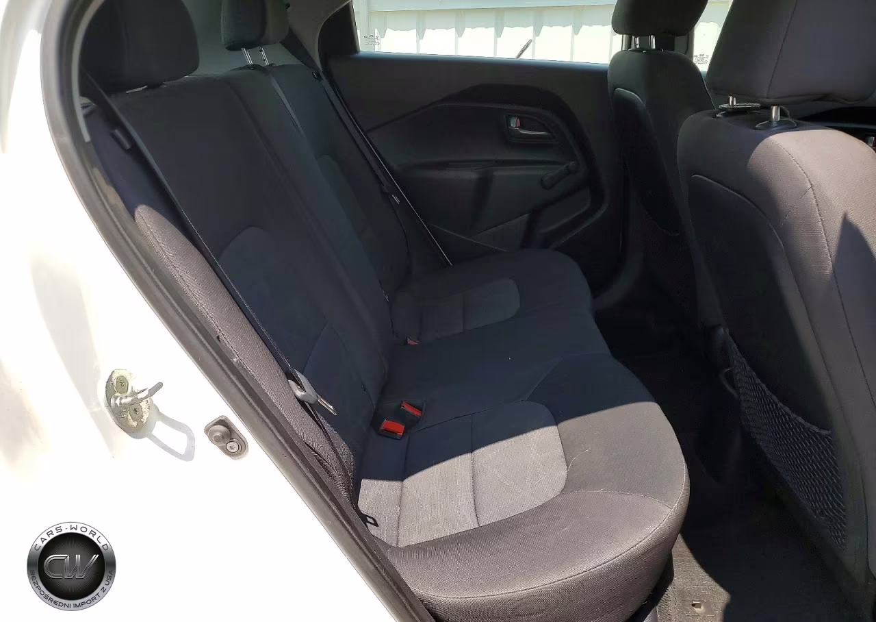 2015 Kia Rio Lx VIN:KNADM5A35F6450208 - 10