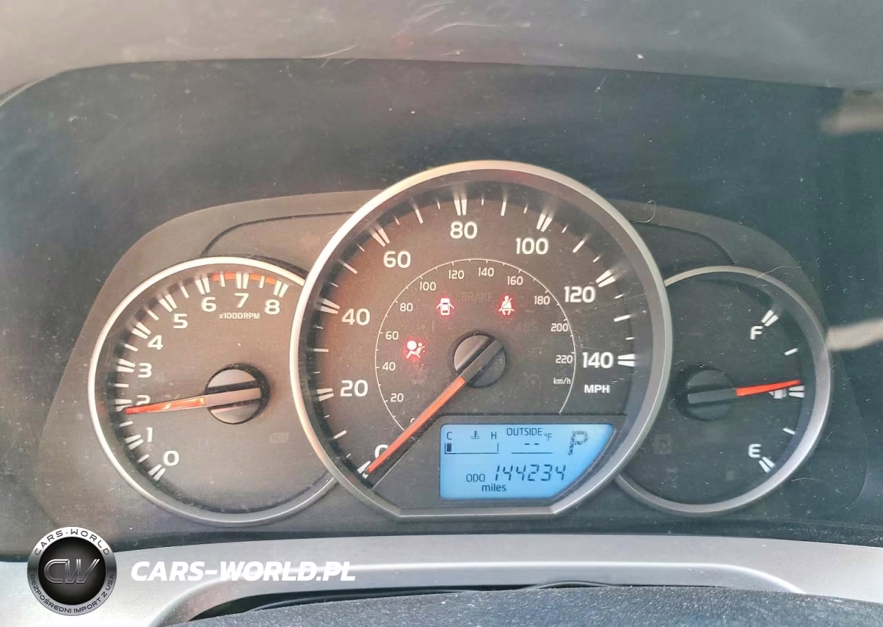 2016 Toyota Rav4 Le VIN:JTMZFREV7GJ082814 - 9