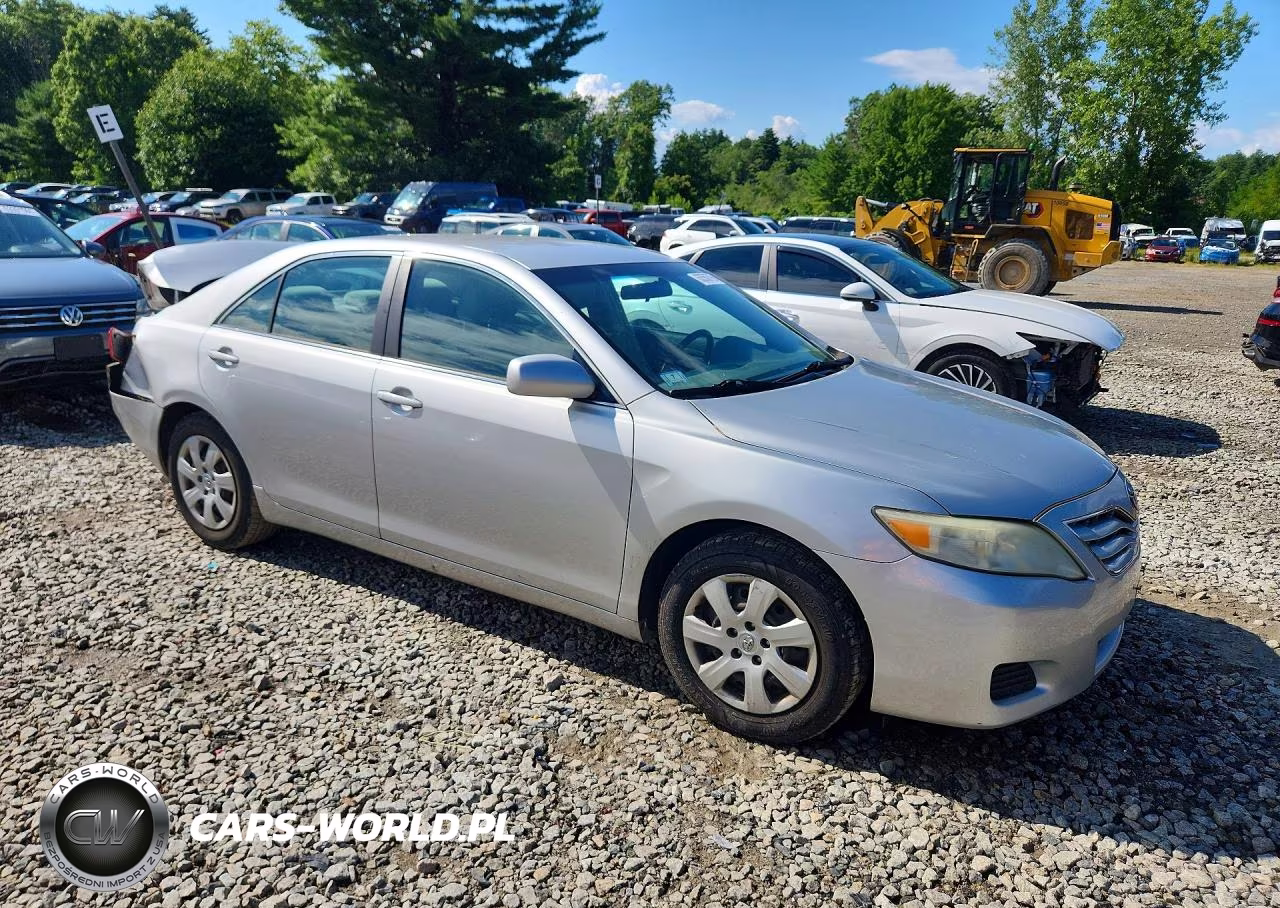 2011 Toyota Camry Le VIN:4T1BF3EK3BU754665 - 4