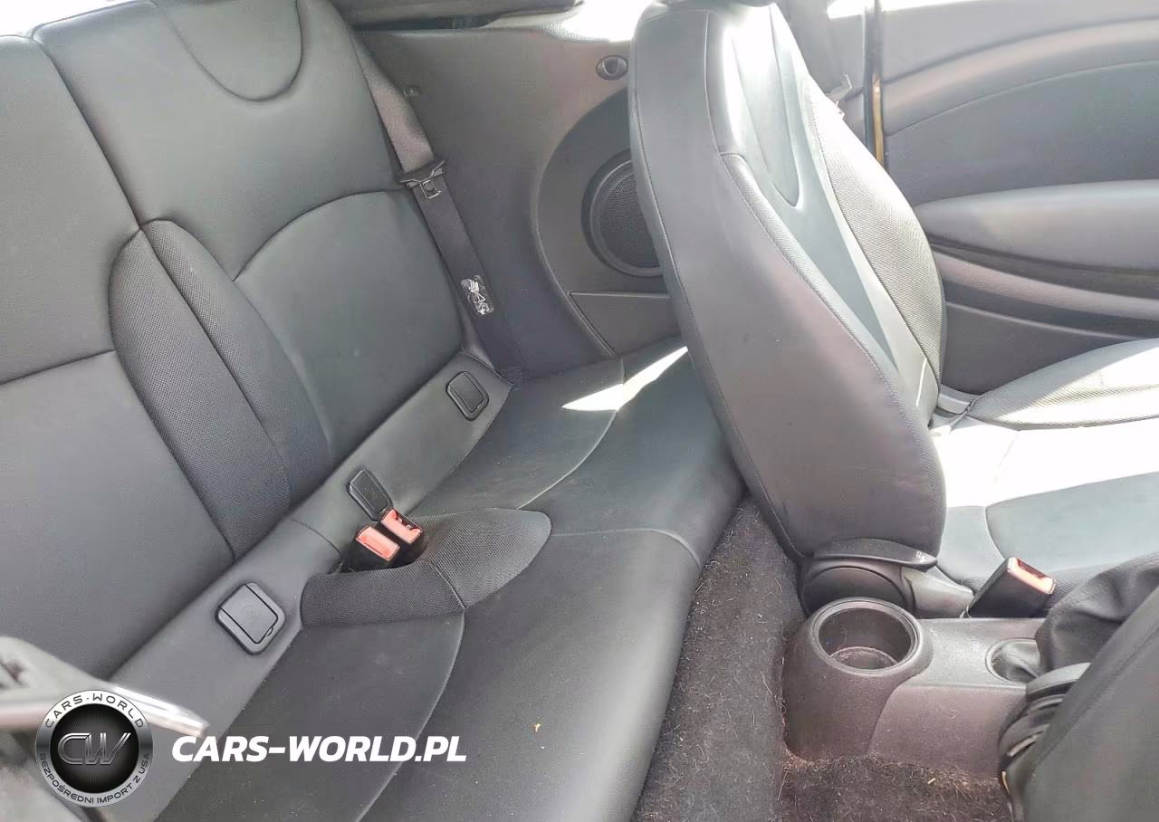 2011 Mini Cooper VIN:WMWZN3C59BT132724 - 10