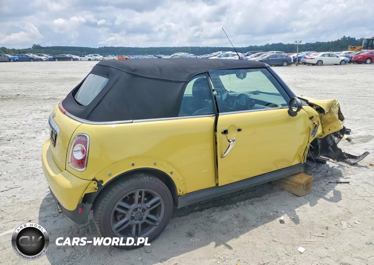2011 Mini Cooper VIN:WMWZN3C59BT132724 - 3