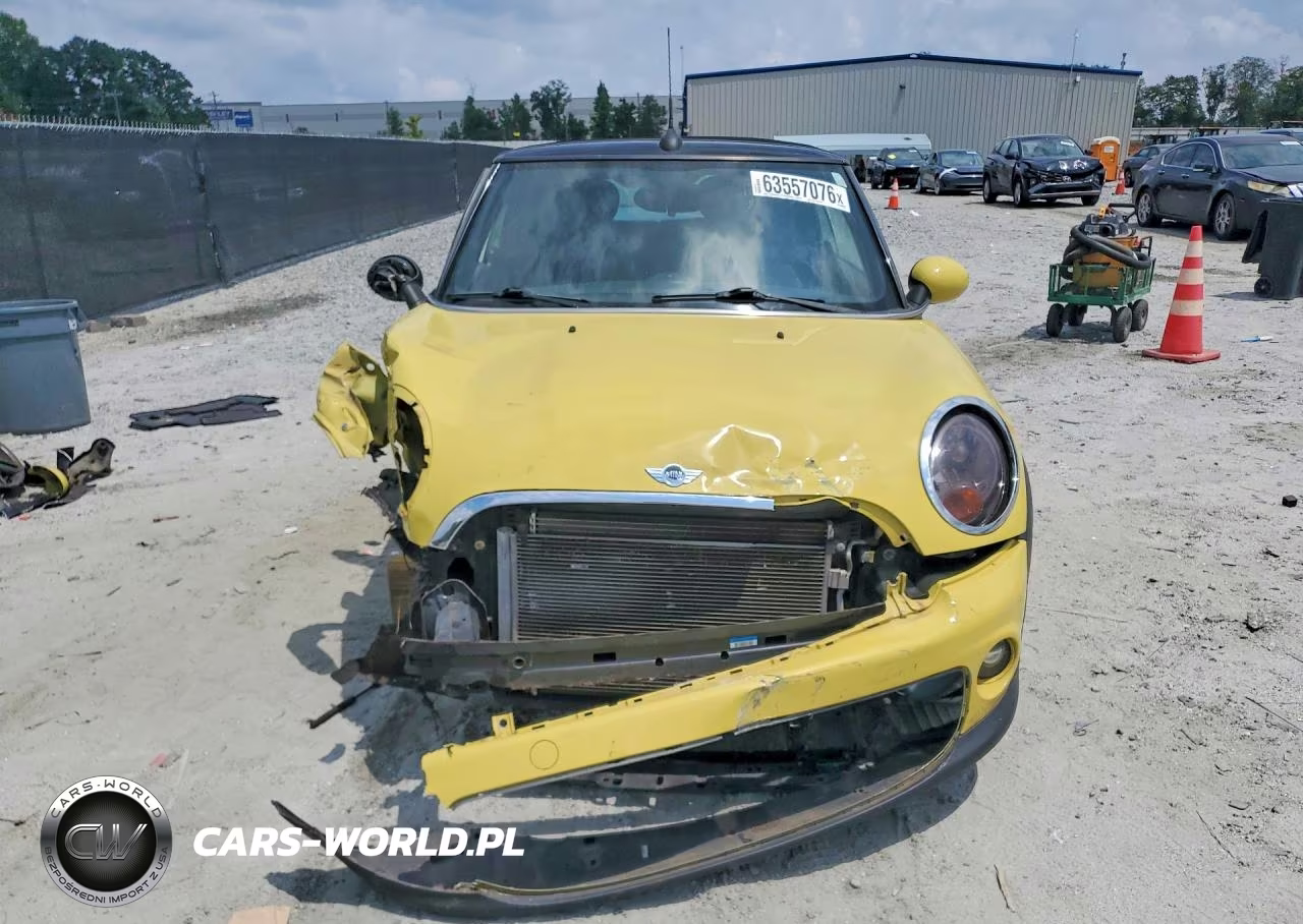 2011 Mini Cooper VIN:WMWZN3C59BT132724 - 5
