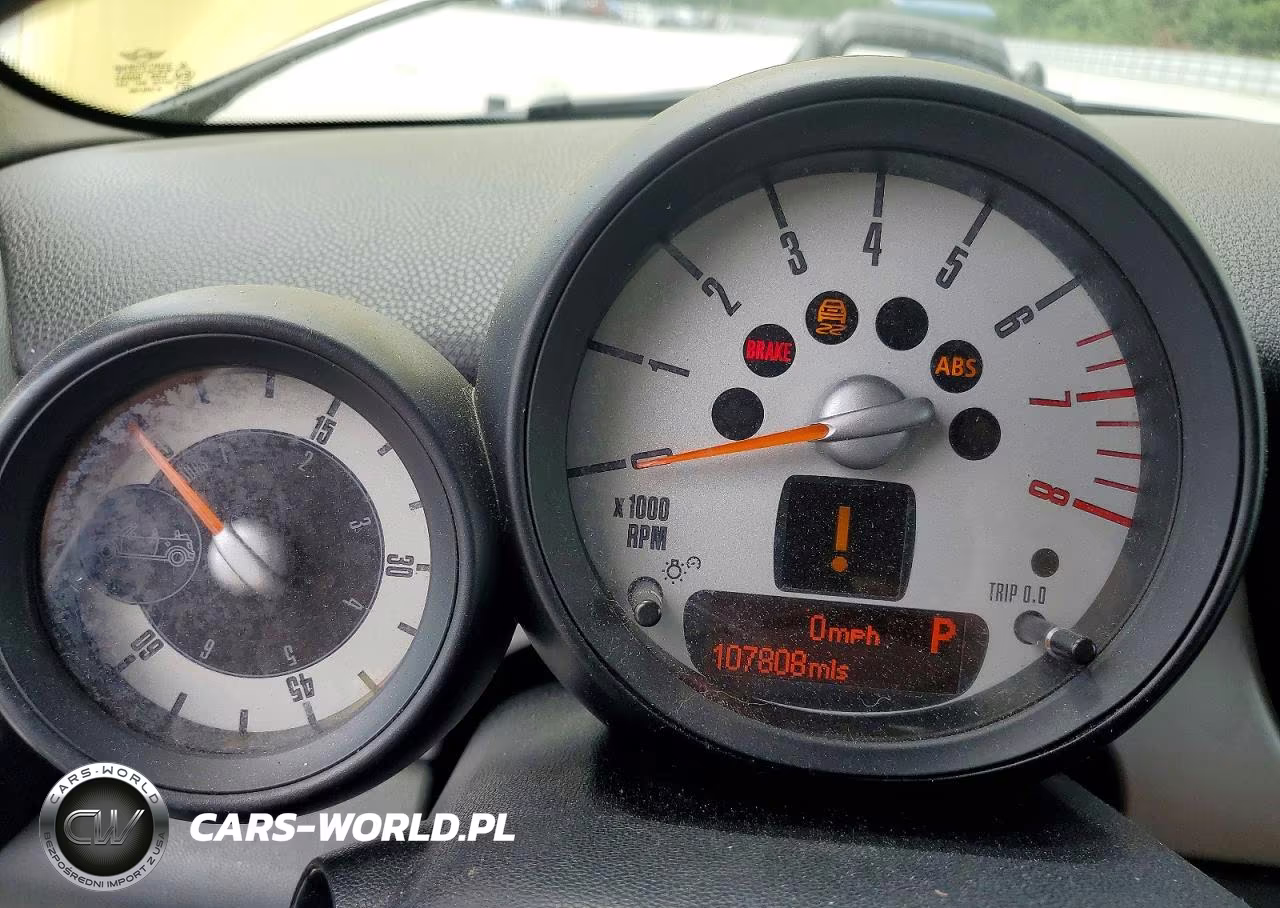 2011 Mini Cooper VIN:WMWZN3C59BT132724 - 9