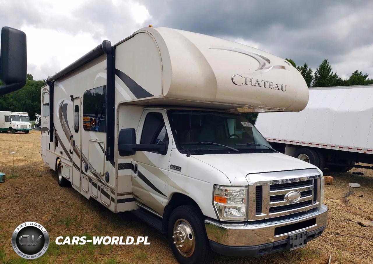 2014 Thor Motor Coach Recreational Vehicle (Rv)