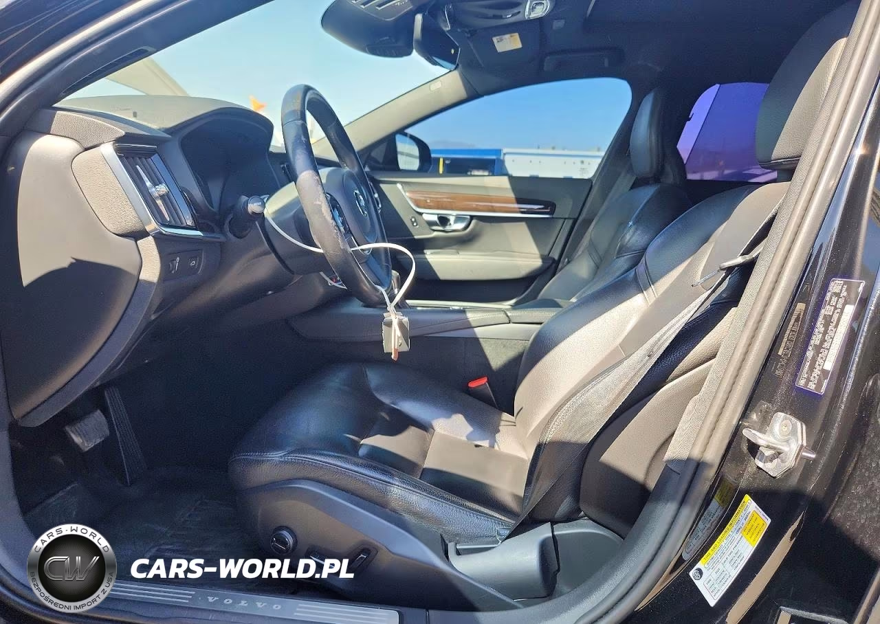 2020 Volvo S90 T6 Momentum VIN:LVYA22MK8LP175557 - 7