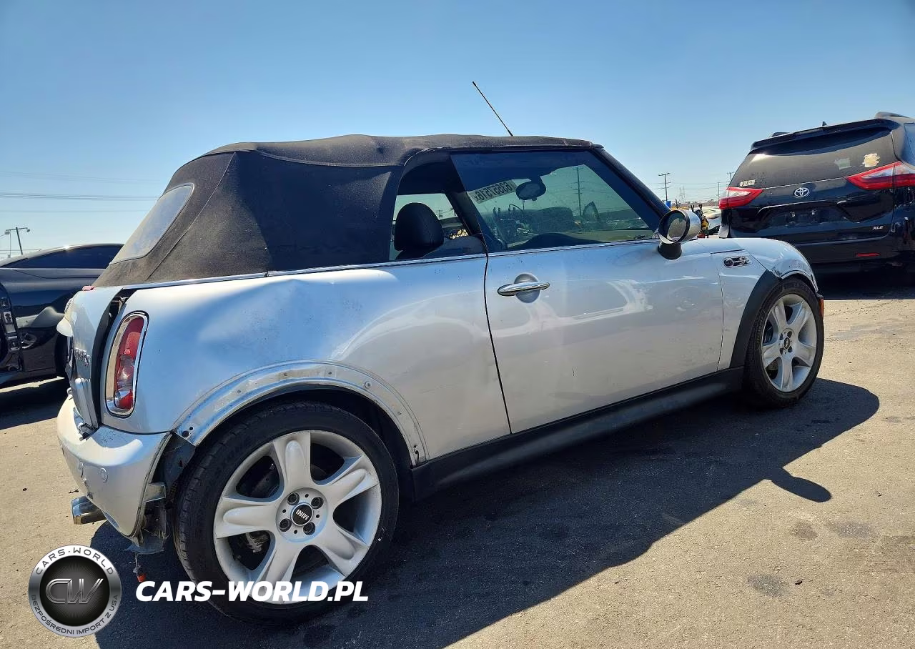 2006 Mini Cooper S VIN:WMWRH33576TF87846 - 3