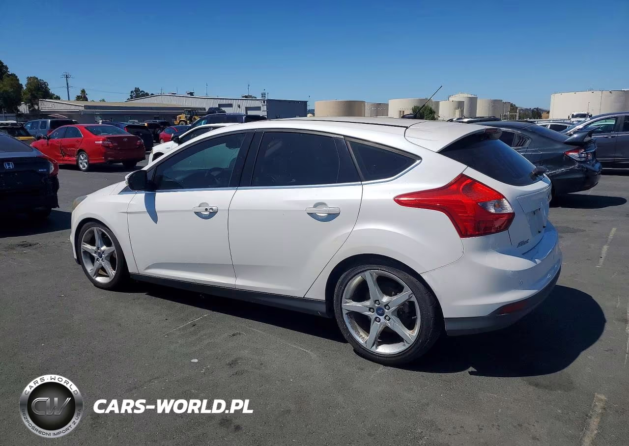 2014 Ford Focus Titanium VIN:1FADP3N28EL176623 - 2