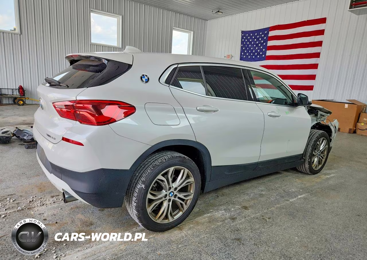 2018 BMW X2 Sdrive28I VIN:WBXYJ3C34JEJ81764 - 3