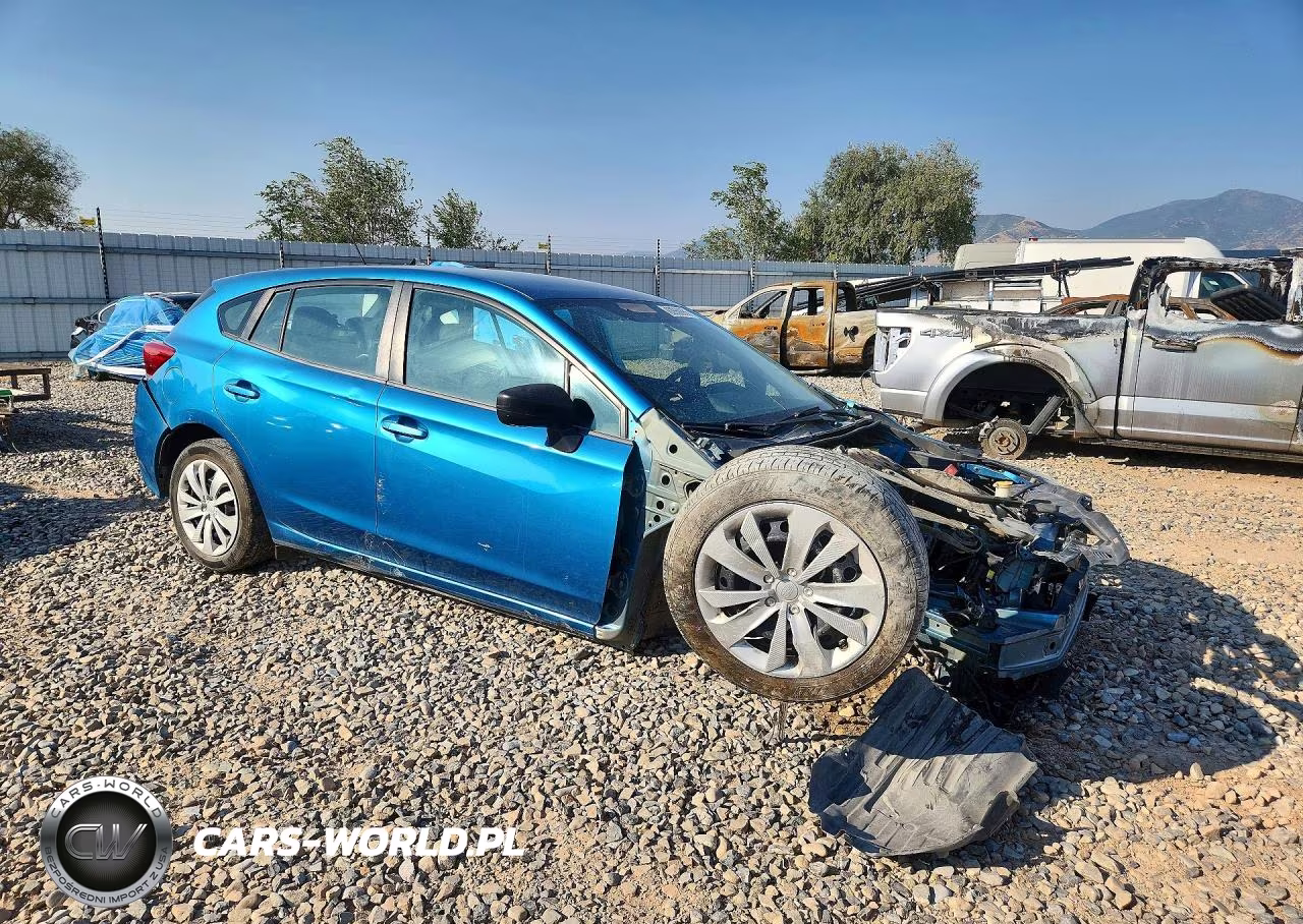 2018 Subaru Impreza VIN:4S3GTAA6XJ3746342 - 4
