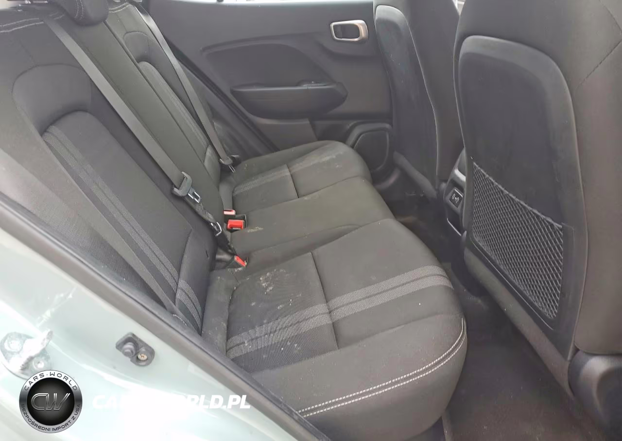2025 Hyundai Venue Sel VIN:KMHRC8A3XSU356498 - 11